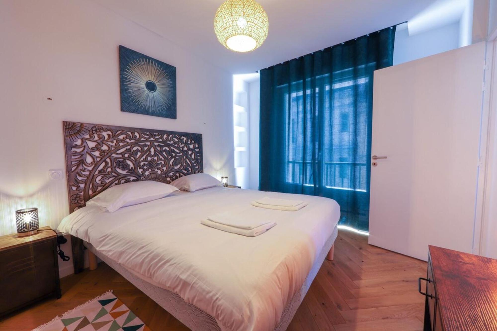Cozy Along The River - Downtown & Terrace - 4 *