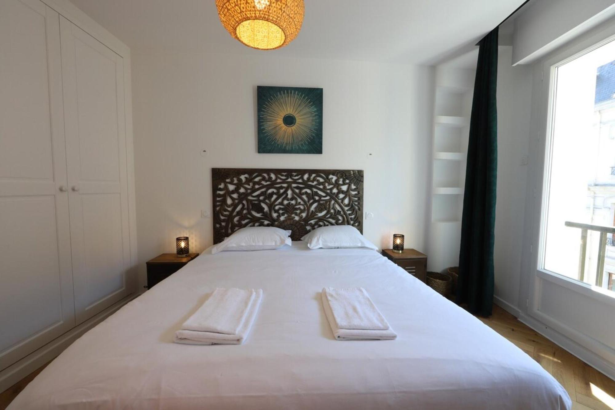 Cozy Along The River - Downtown & Terrace - 4 *